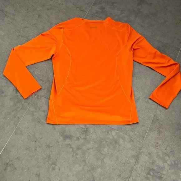 Patagonia  Orange Performance Top - Picture 5 of 6